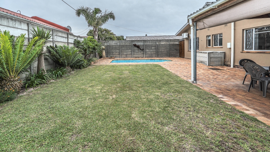 3 Bedroom Property for Sale in Protea Heights Western Cape